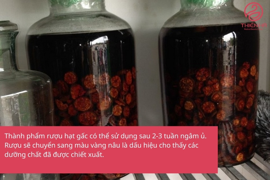 Rượu hạt gấc được ngâm đủ thời gian sẽ cho hiệu quả trị nám tốt nhất