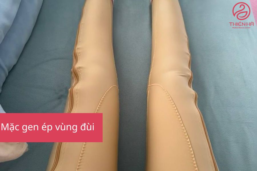 Mặc gen ép vùng đùi 